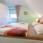 펜션 Reetdachhaus Kiek In' Wald Kutzow