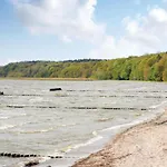 Reetdachhaus Kiek In' Wald Feriehus Kutzow