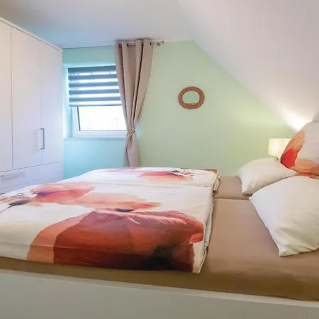 Tatil Evi Reetdachhaus Kiek In' Wald Garz (Usedom)