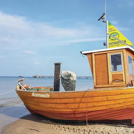 Reetdachhaus Kiek In' Wald Tatil Evi *