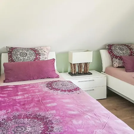 Reetdachhaus Kiek In' Wald *