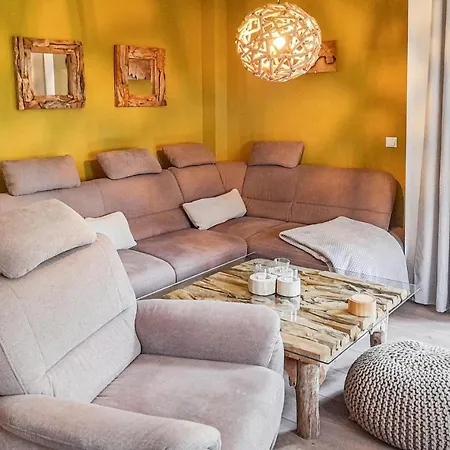 Reetdachhaus Kiek In' Wald Tatil Evi