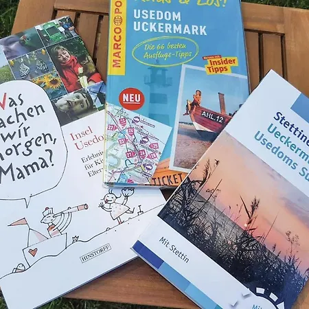 Reetdachhaus Kiek In' Wald Dom wakacyjny *